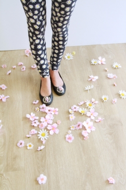 Wonderful-Things_Product-Inspiration_Pants-Flowers_4